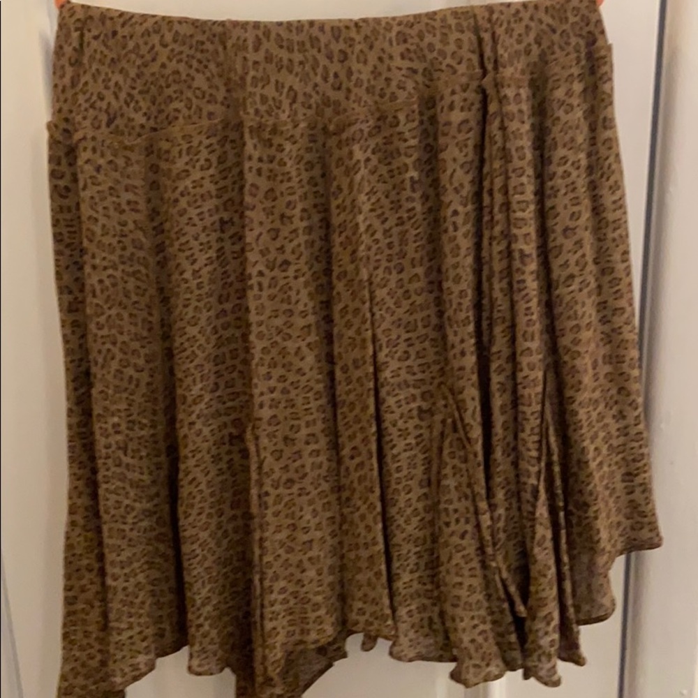 Leopard skirt